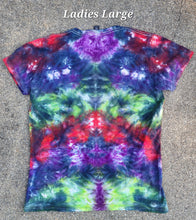 Load image into Gallery viewer, Scrunch Short Sleeve Tshirt Size Ladies Large
