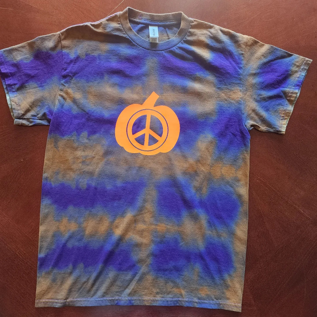 Peace Pumpkin Reverse dye purple short sleeve tshirt  Size Adult Medium